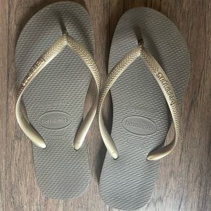 havaiana flip flop bundle!